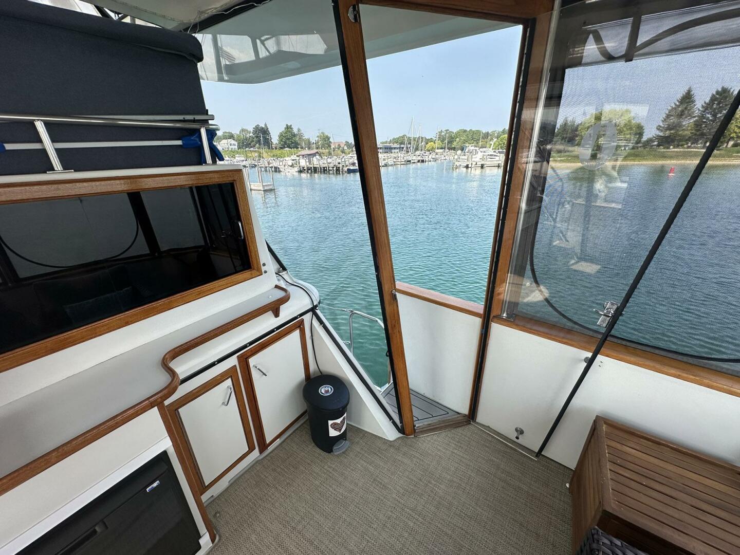 PerfectSeas 42ft Carver Yacht For Sale