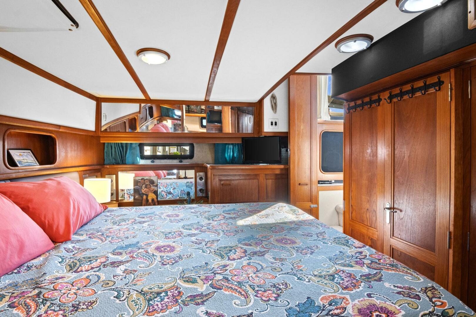 PerfectSeas 42ft Carver Yacht For Sale