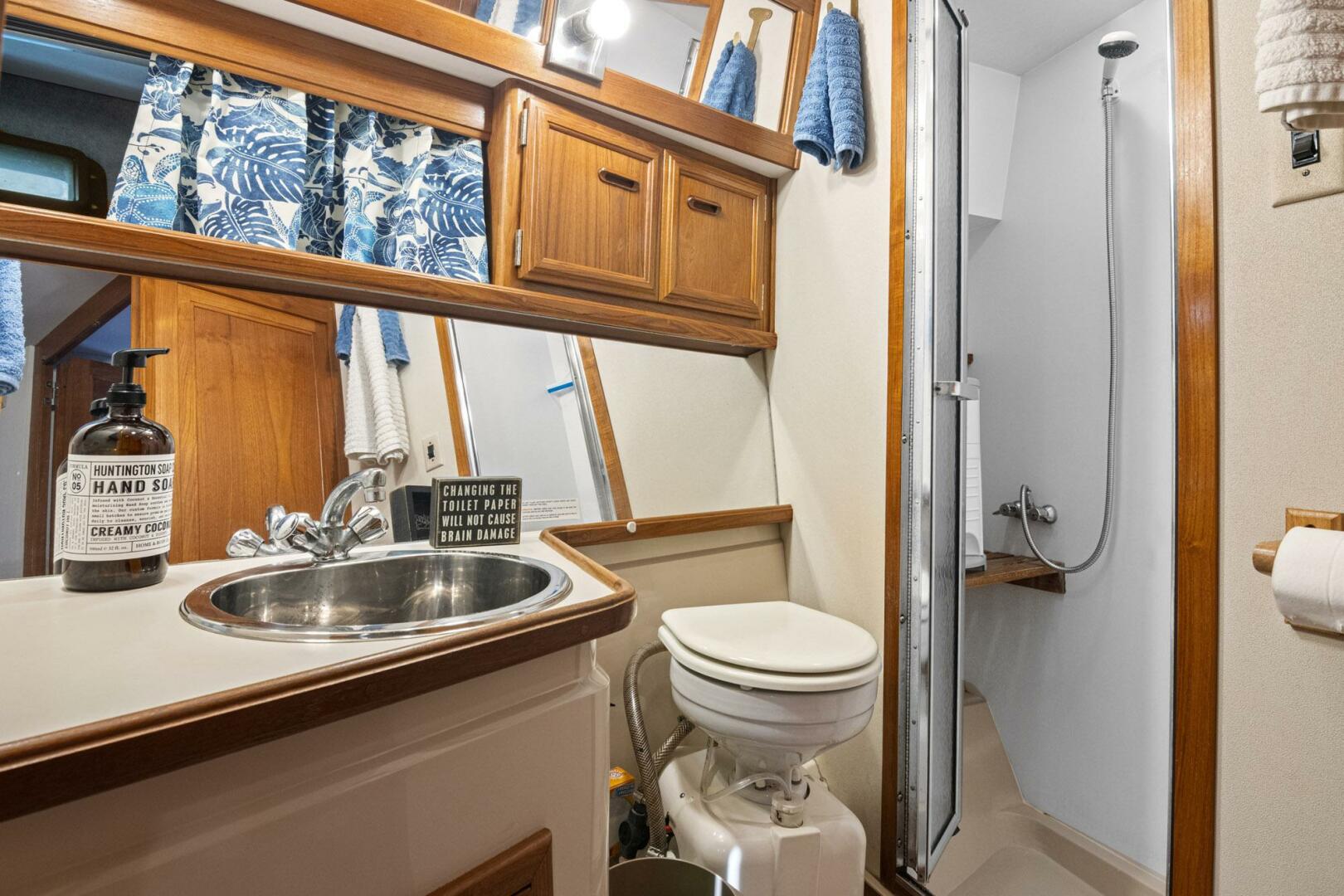PerfectSeas 42ft Carver Yacht For Sale