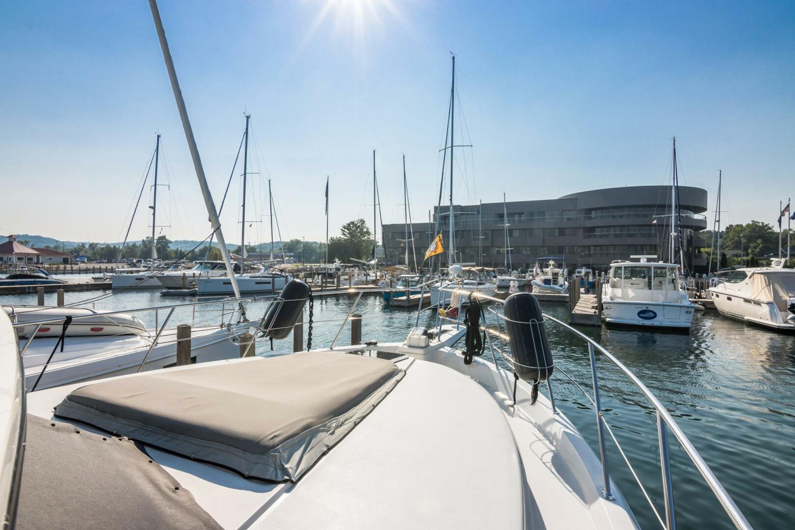 PerfectSeas 42ft Carver Yacht For Sale