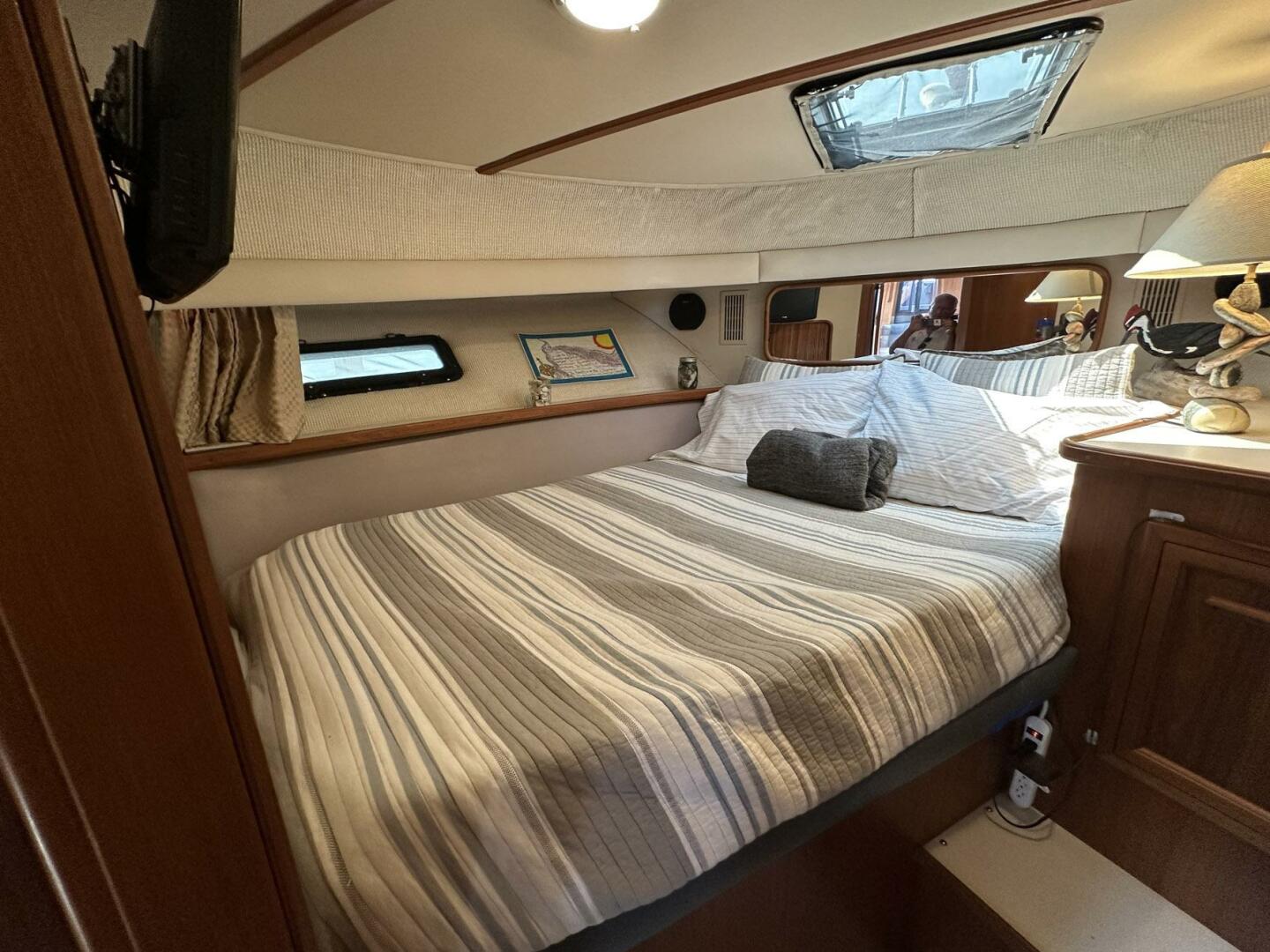 PerfectSeas 42ft Carver Yacht For Sale