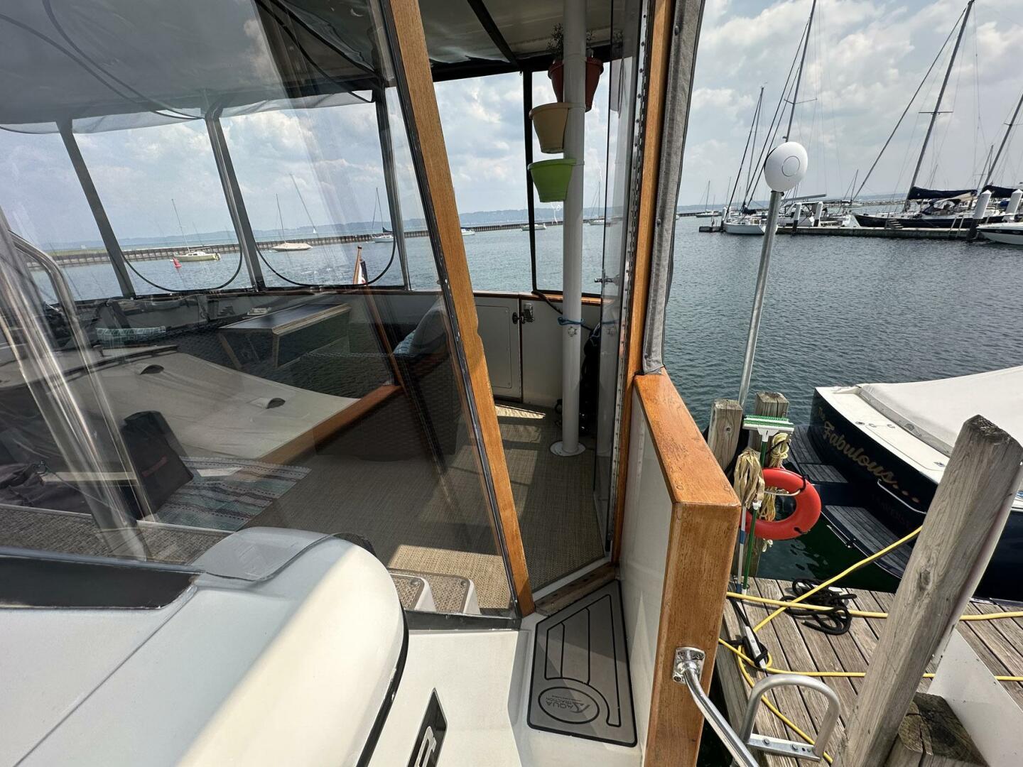PerfectSeas 42ft Carver Yacht For Sale