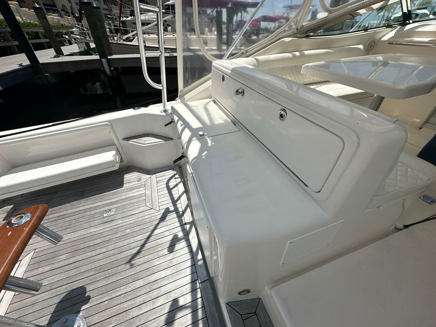 Island Time 40ft Riviera Yacht For Sale