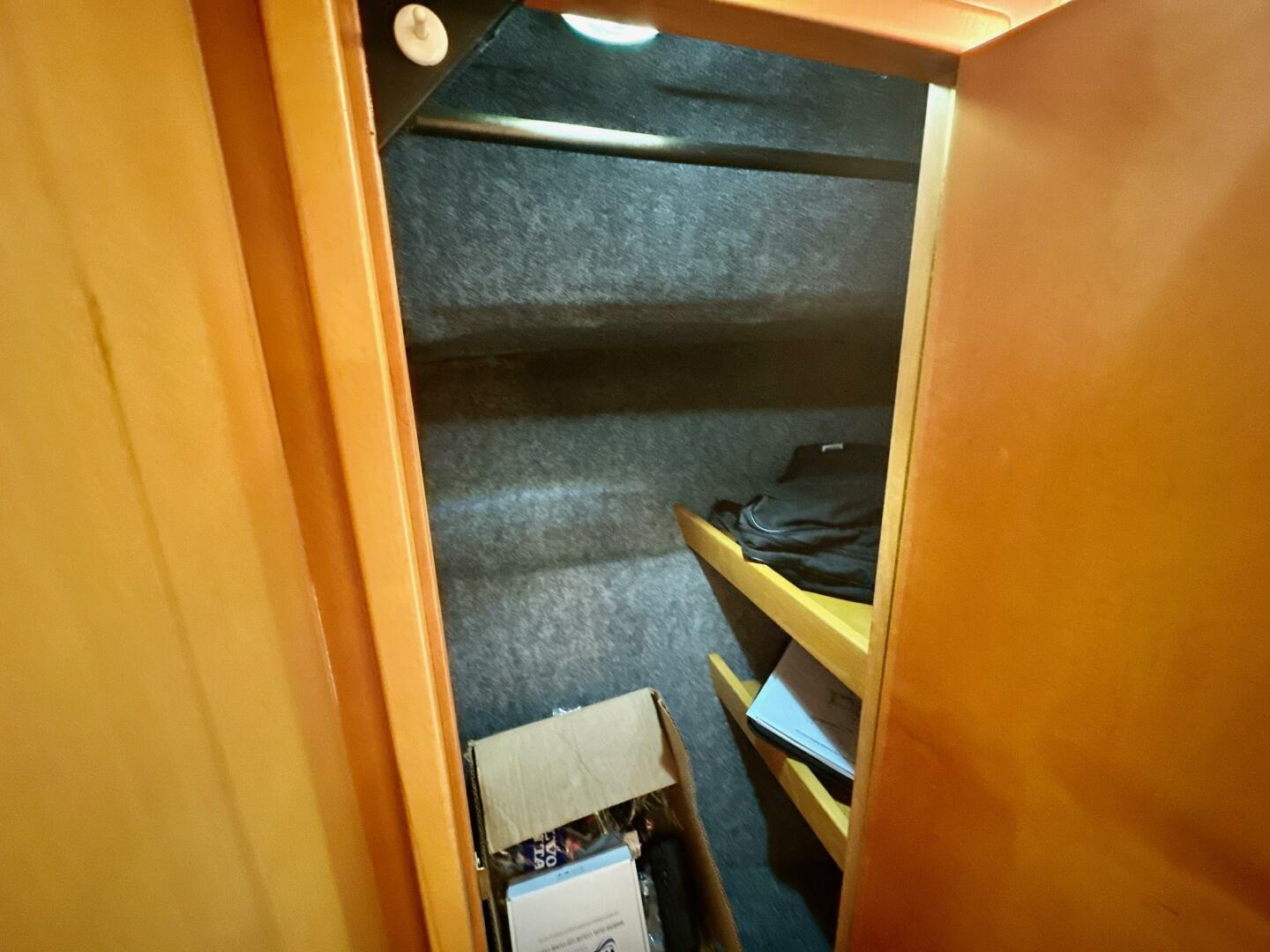 Island Time 40ft Riviera Yacht For Sale