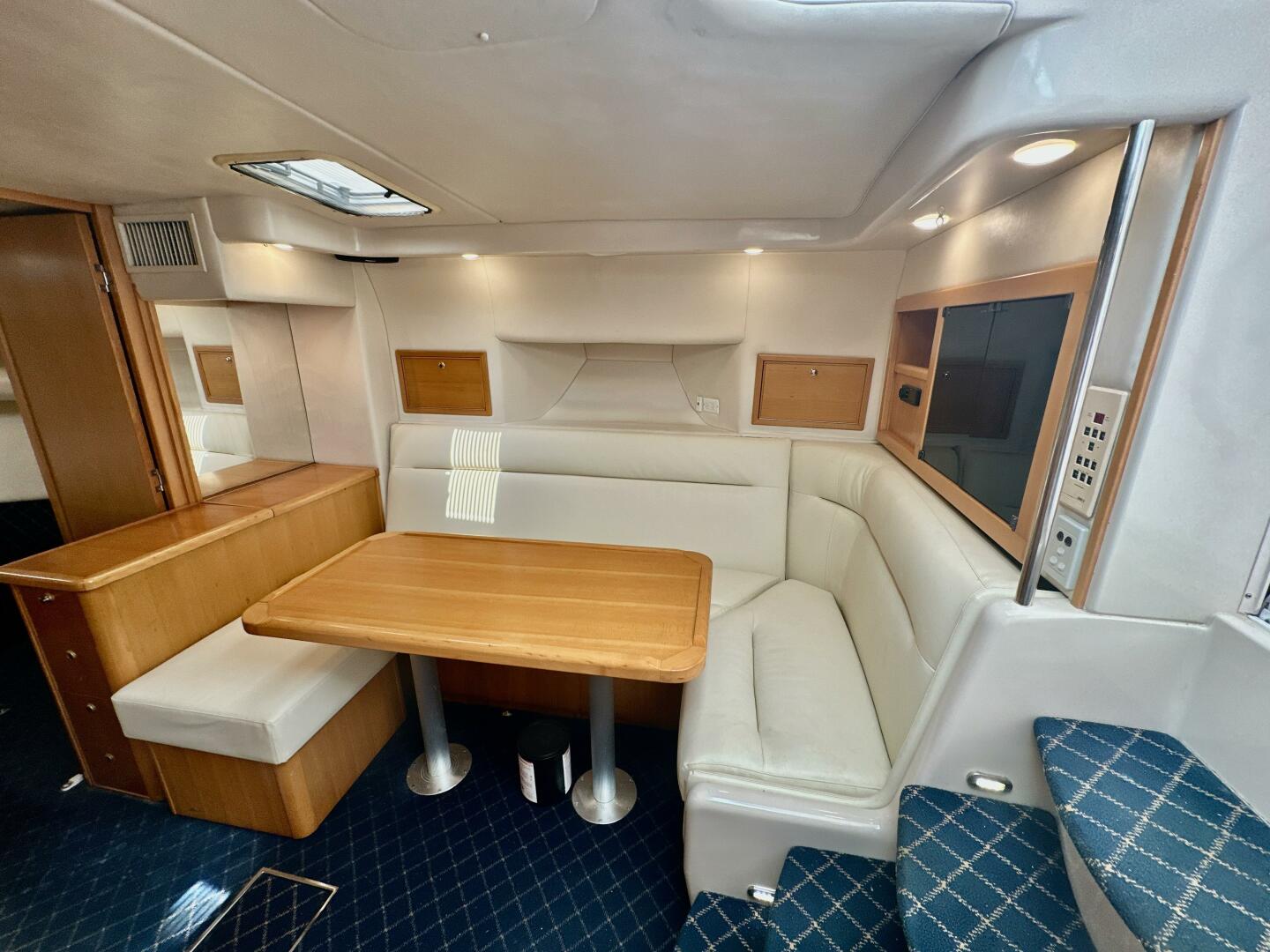 Island Time 40ft Riviera Yacht For Sale