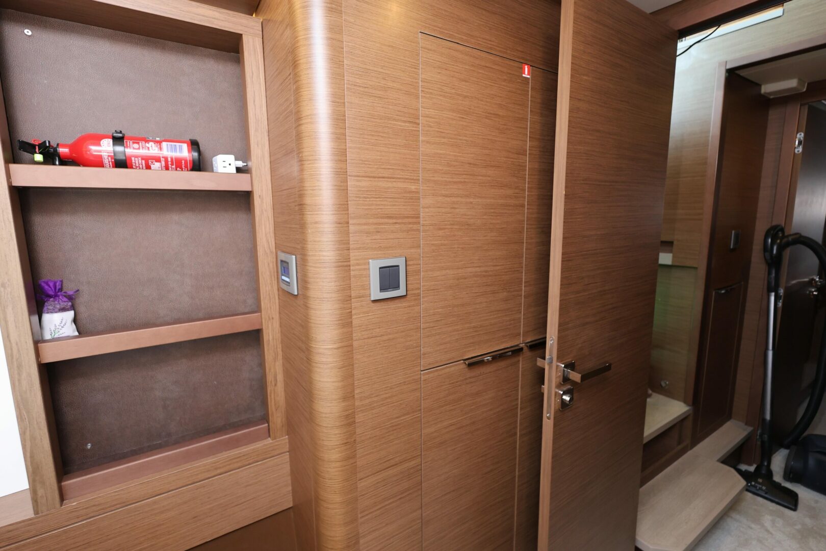 45ft Lagoon Yacht For Sale