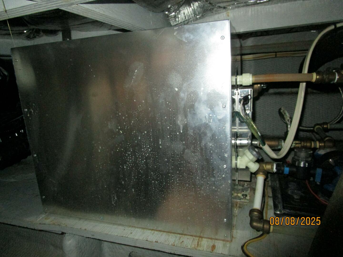 39' Silverton water heater