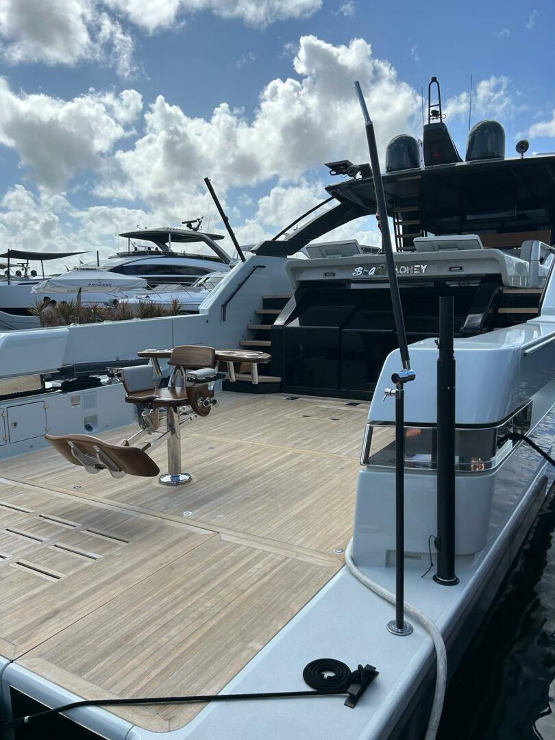 Snack Money 72ft Bluegame Yacht For Sale