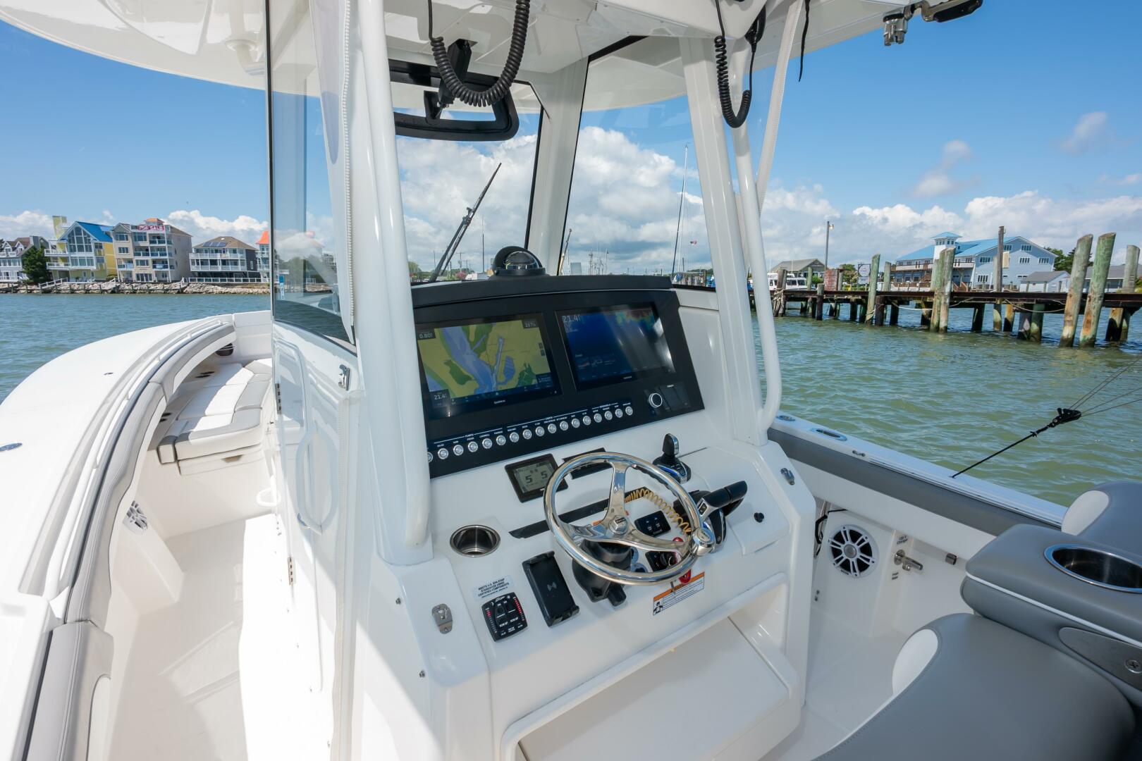 2022 Regulator 31 Dave 092