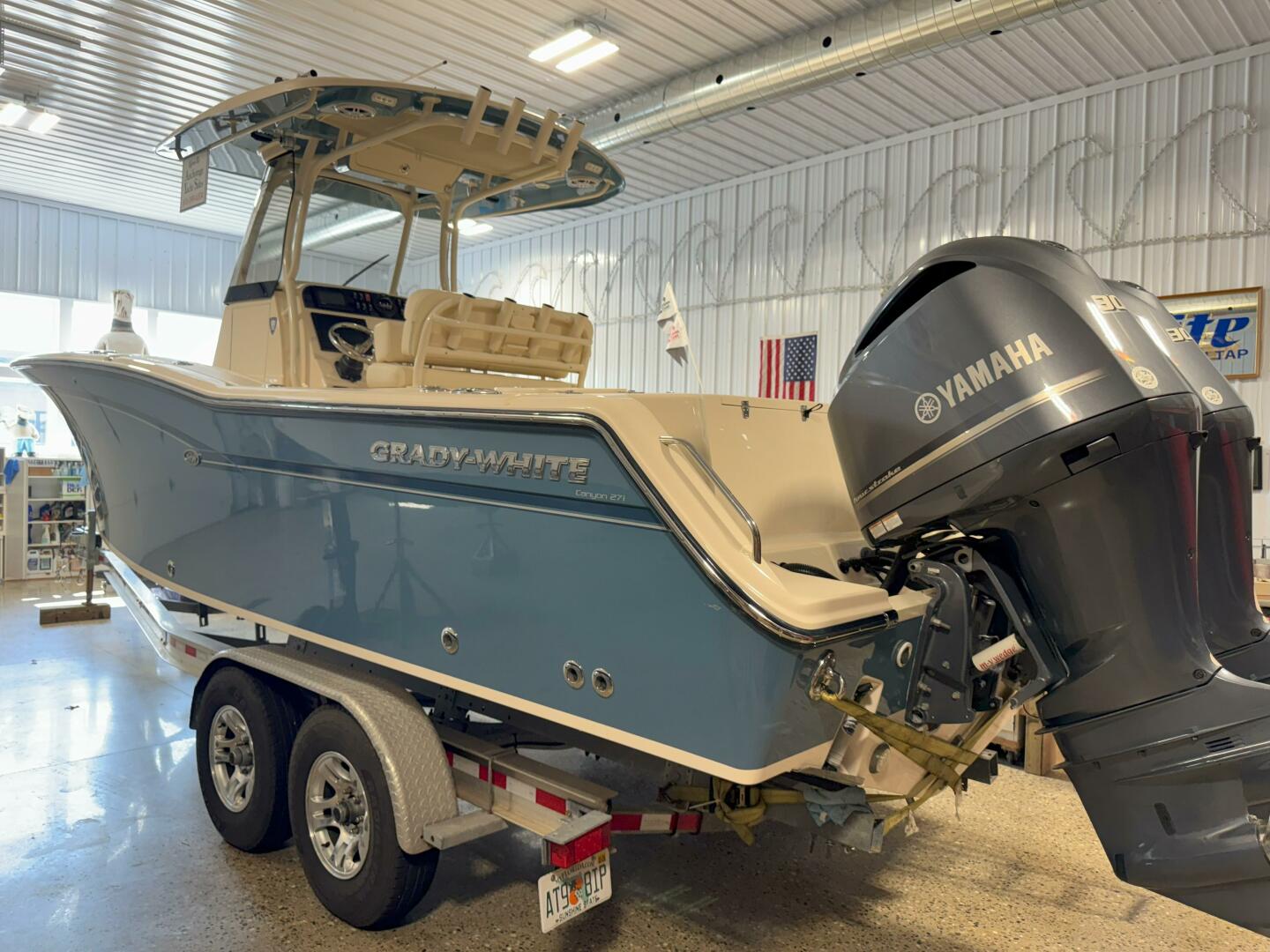 27ft Grady White Yacht For Sale