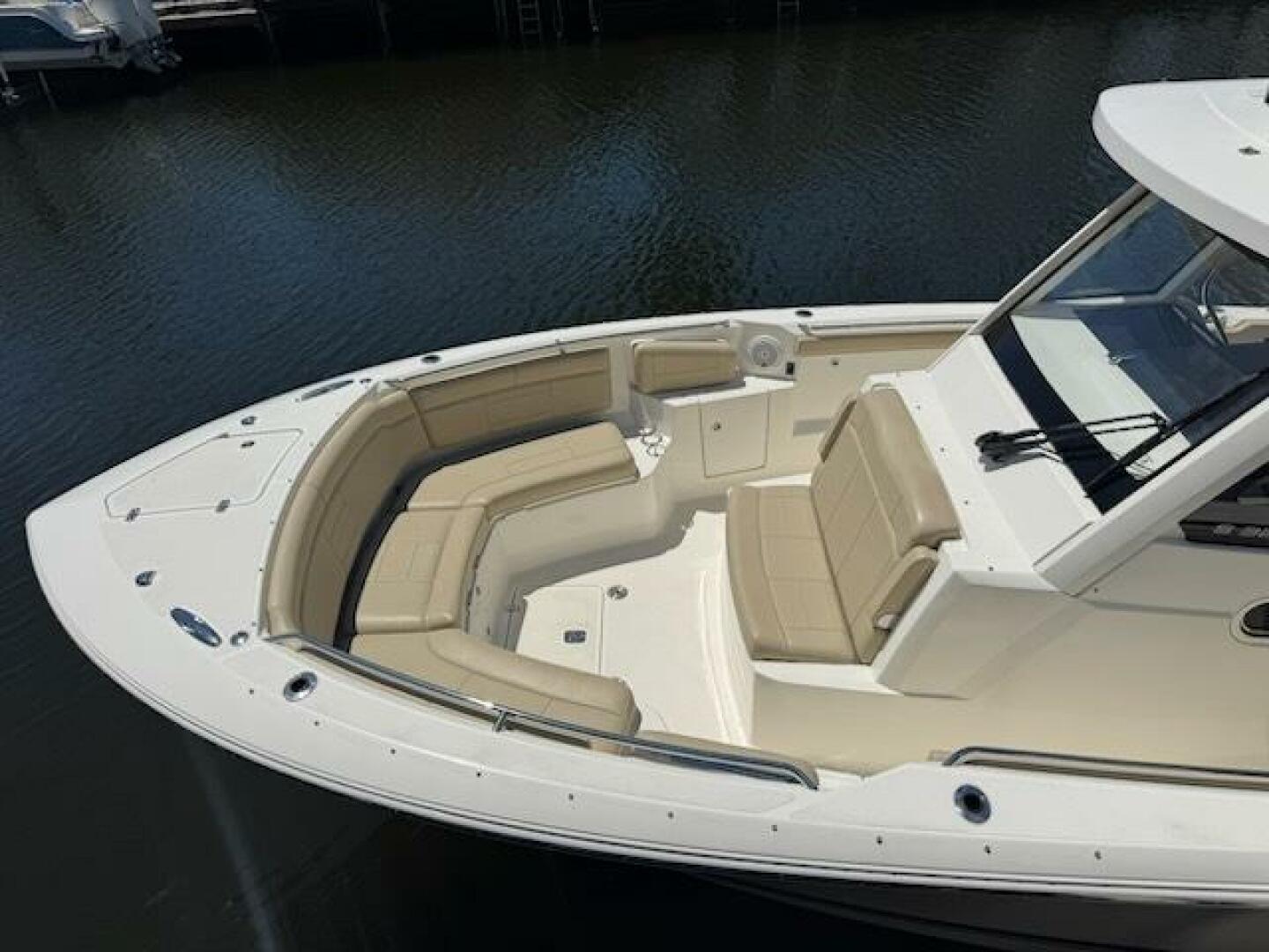 32ft Pursuit Yacht For Sale
