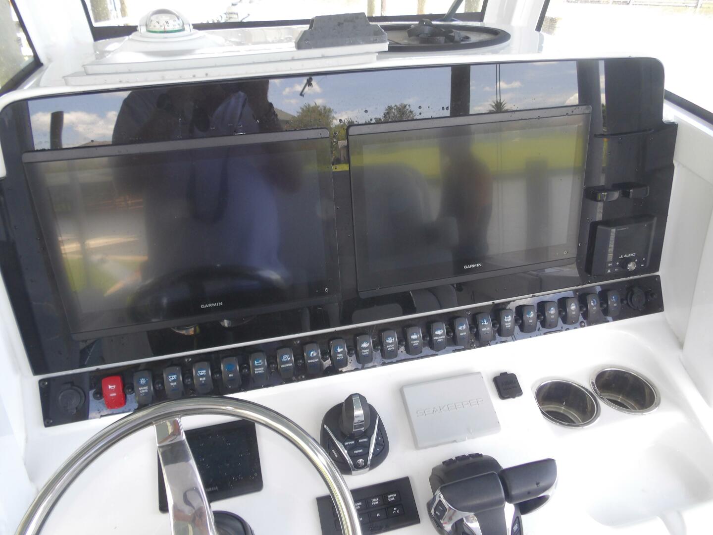 30ft Sea Hunt Yacht For Sale