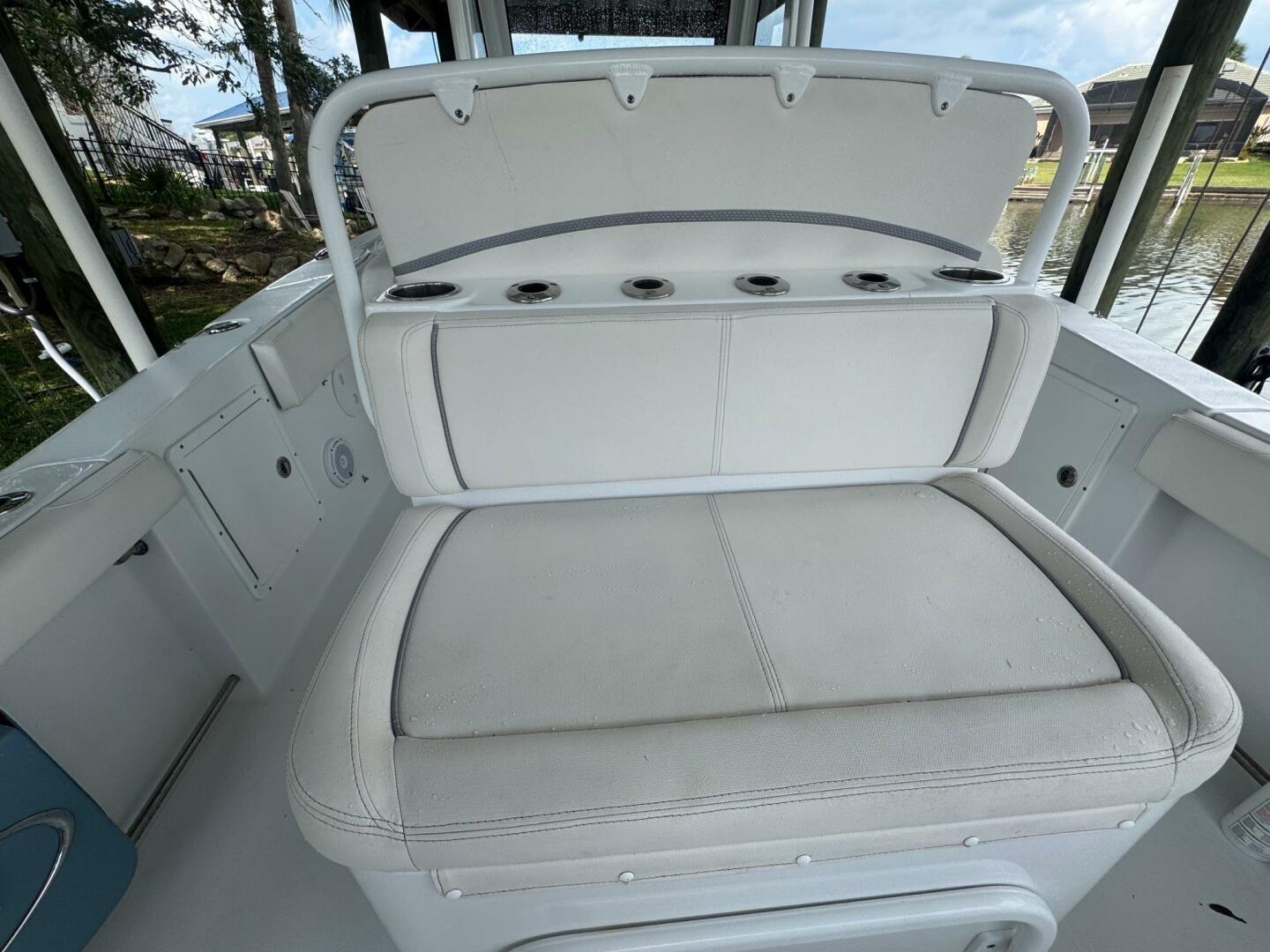 30ft Sea Hunt Yacht For Sale