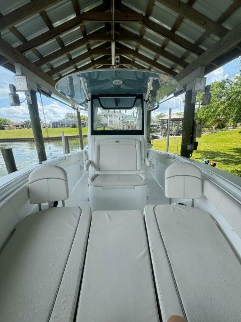 30ft Sea Hunt Yacht For Sale