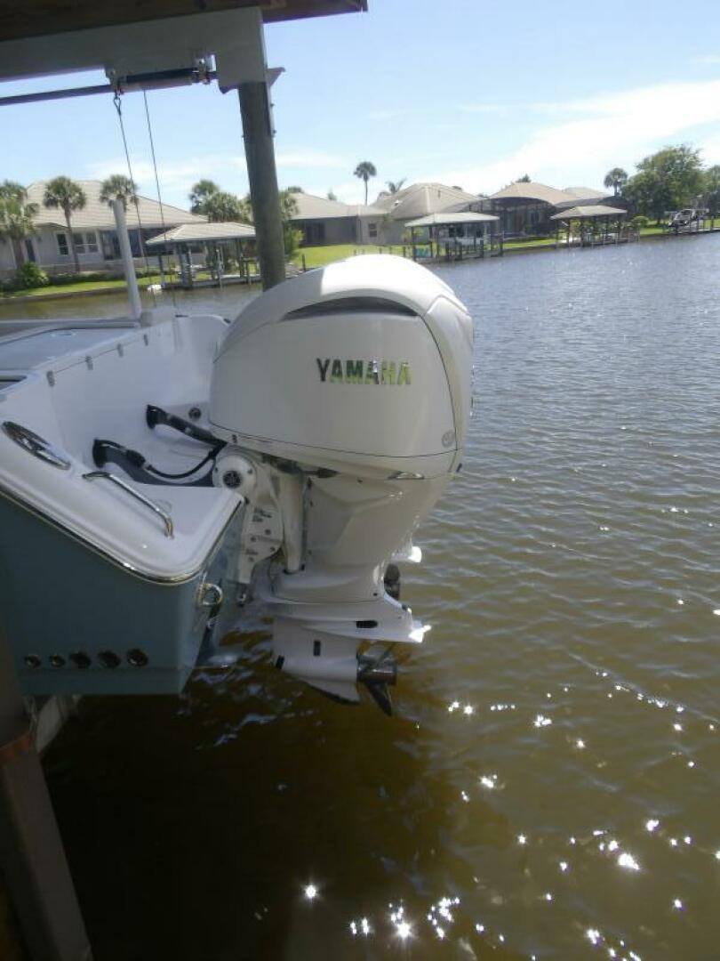 30ft Sea Hunt Yacht For Sale