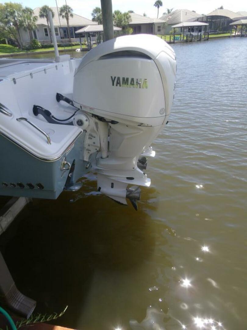 30ft Sea Hunt Yacht For Sale