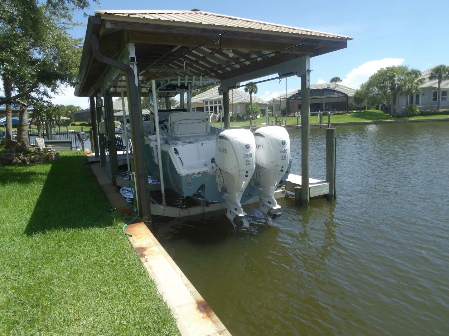30ft Sea Hunt Yacht For Sale