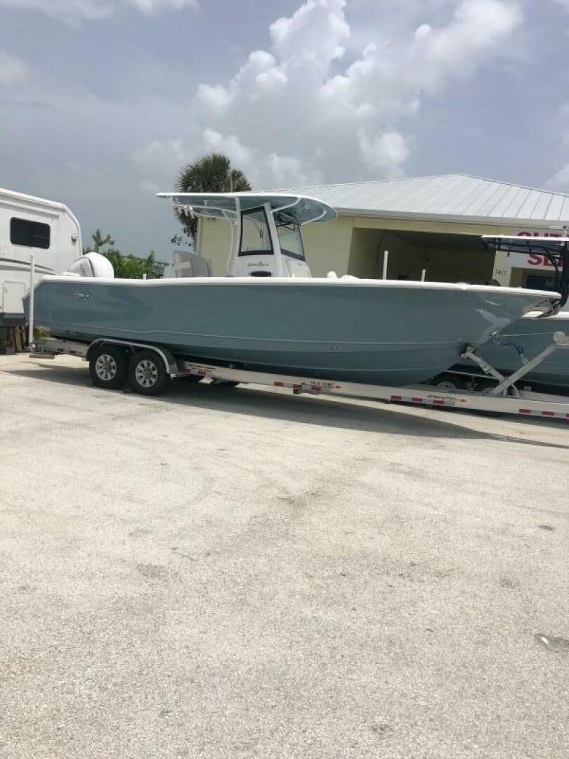 30ft Sea Hunt Yacht For Sale