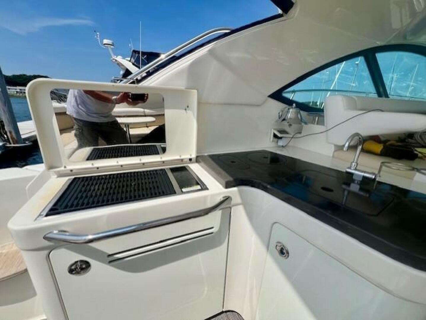 Stay Loose 41ft Sea Ray Yacht For Sale