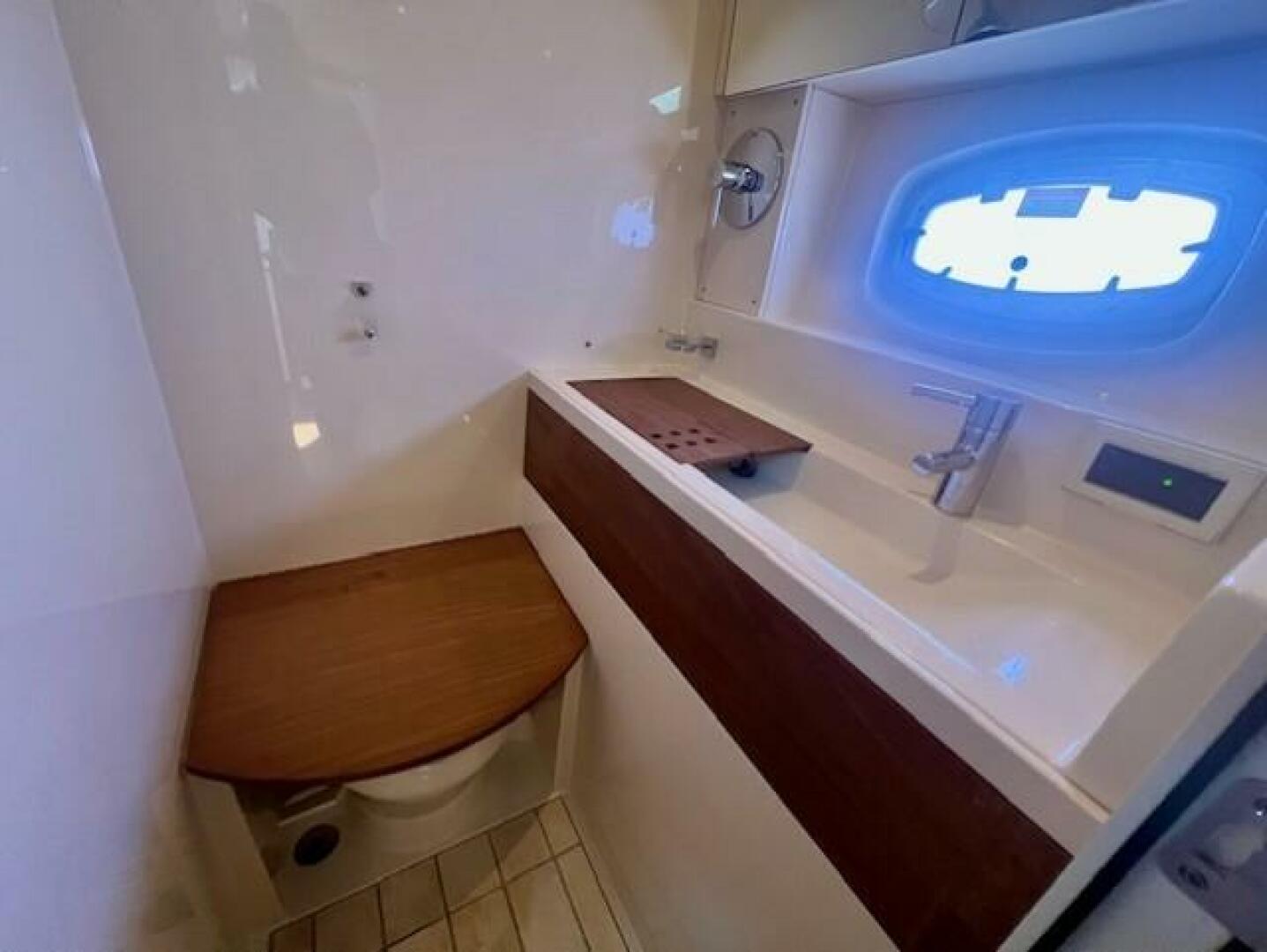 Stay Loose 41ft Sea Ray Yacht For Sale
