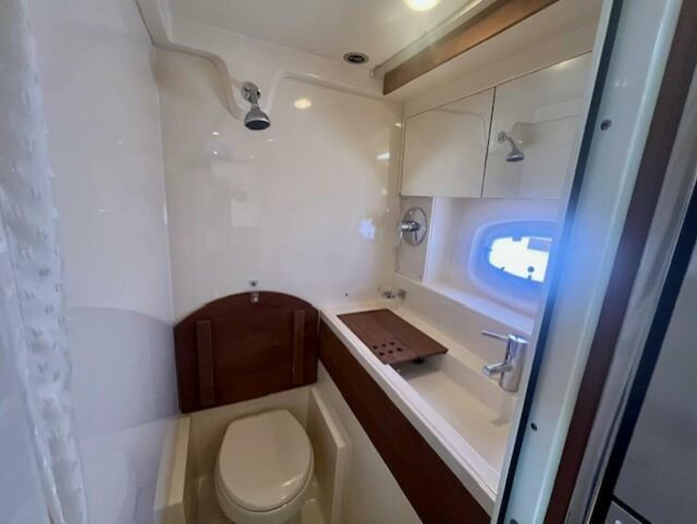 Stay Loose 41ft Sea Ray Yacht For Sale