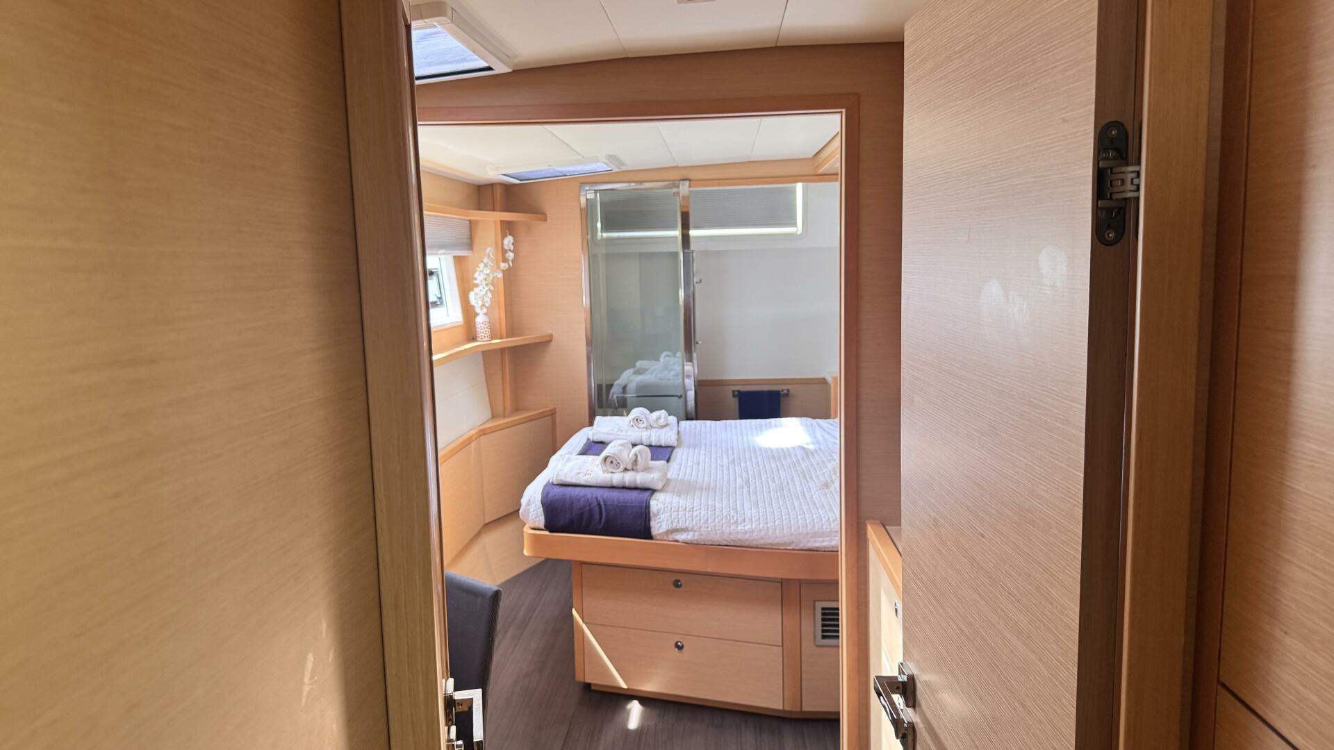 Oui Cherie 52ft Lagoon Yacht For Sale