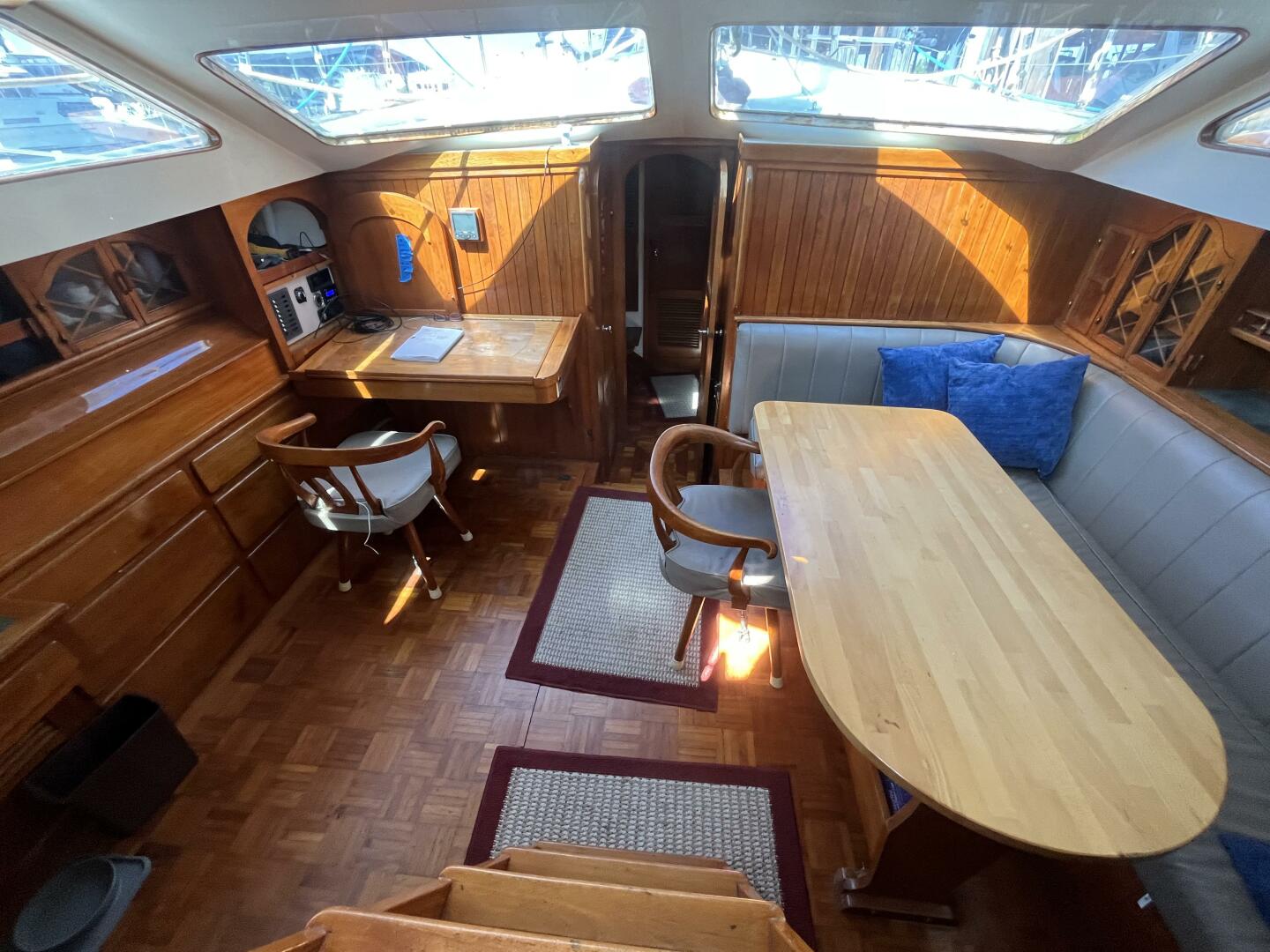 Miss Scarlet 44ft Hardin Yacht For Sale