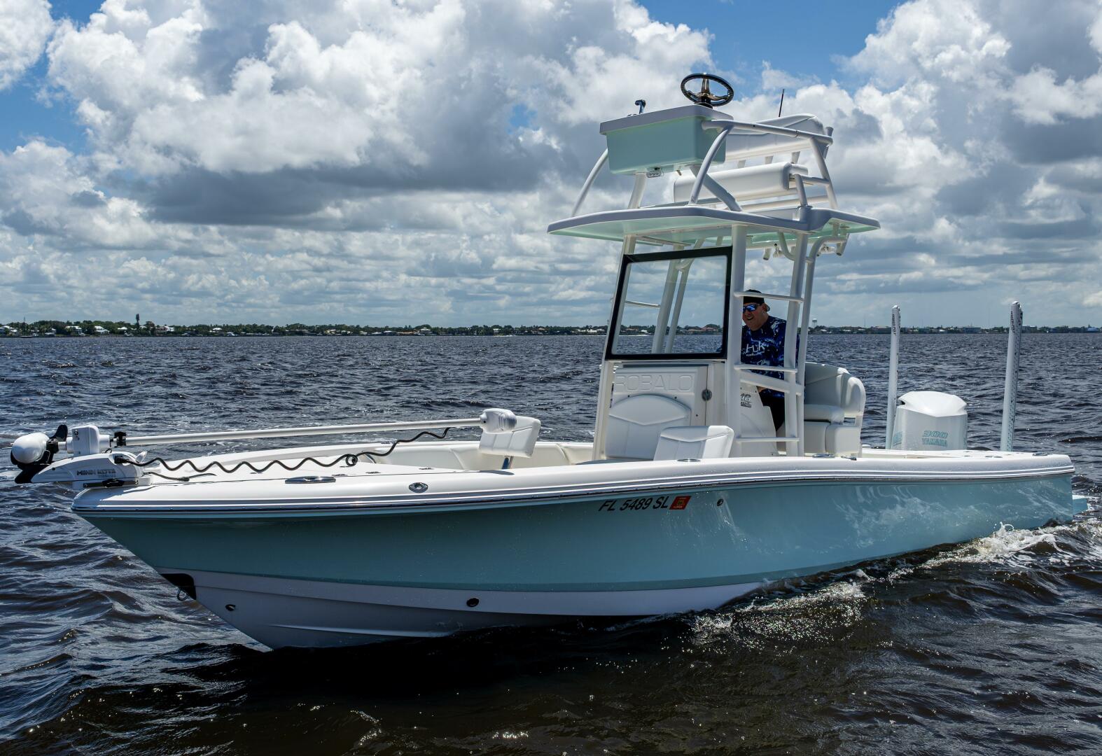 24ft Robalo Yacht For Sale