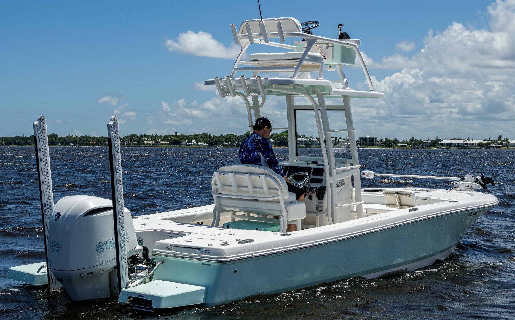 24ft Robalo Yacht For Sale