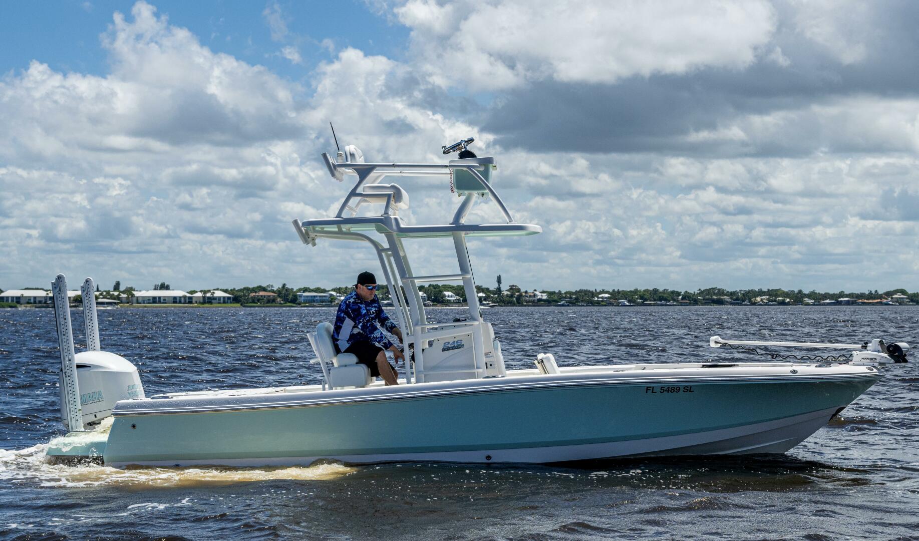24ft Robalo Yacht For Sale