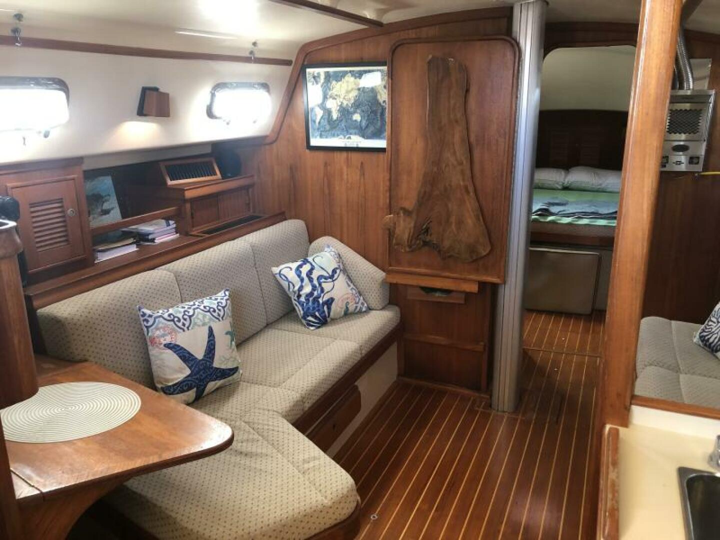 38ft Island Packet Yacht For Sale