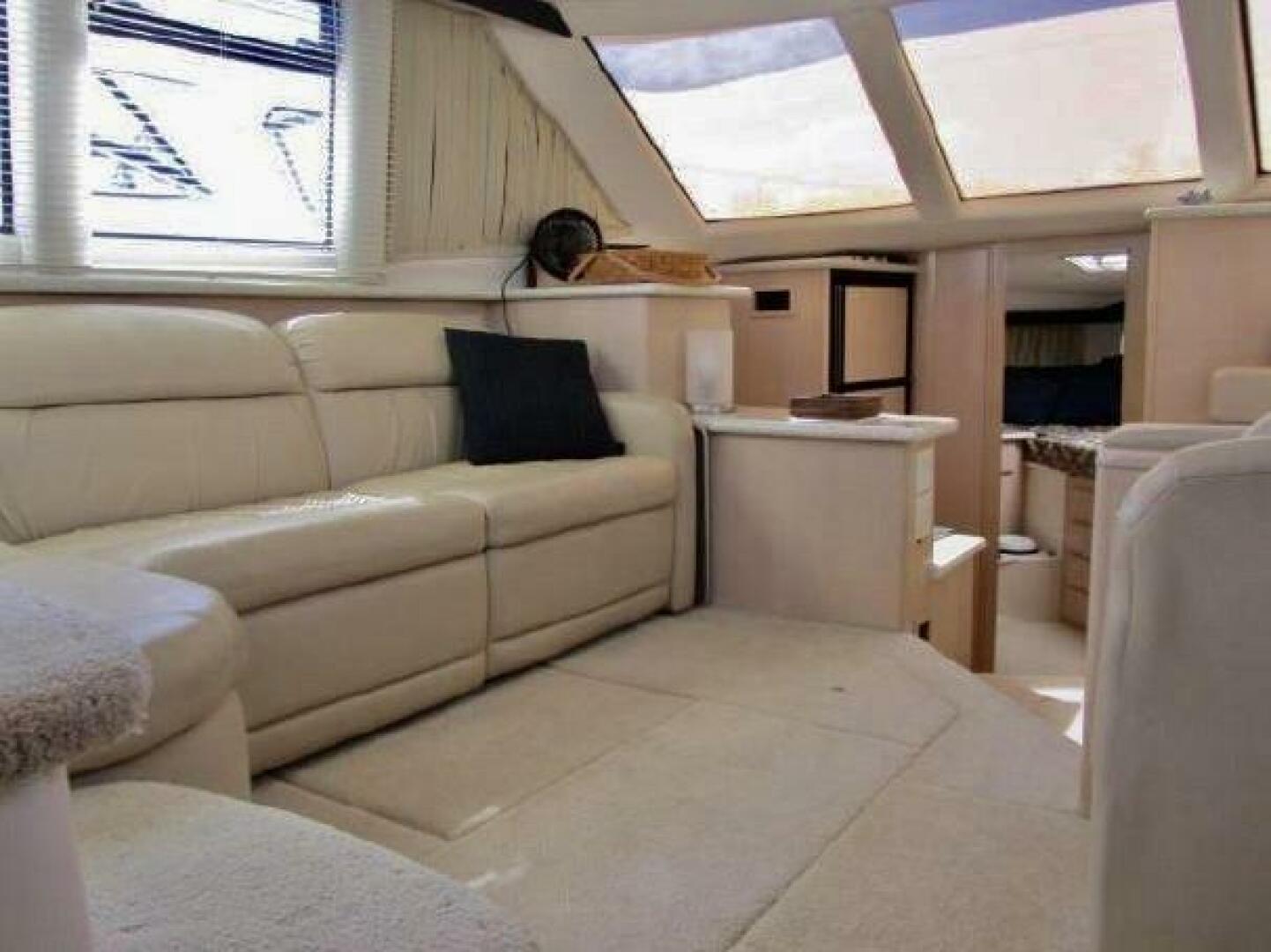 44ft Carver Yacht For Sale