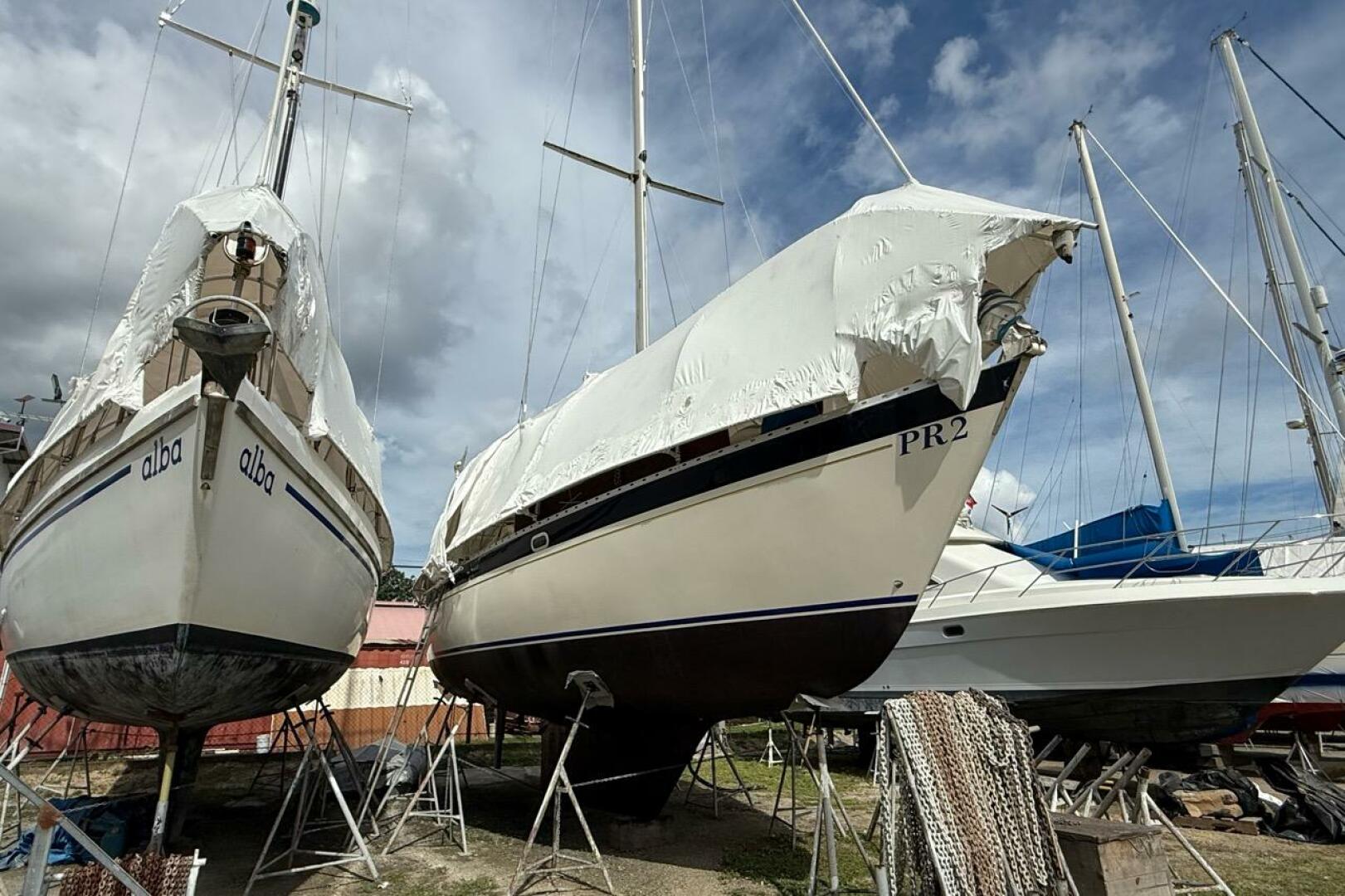 39ft Trident Yacht For Sale