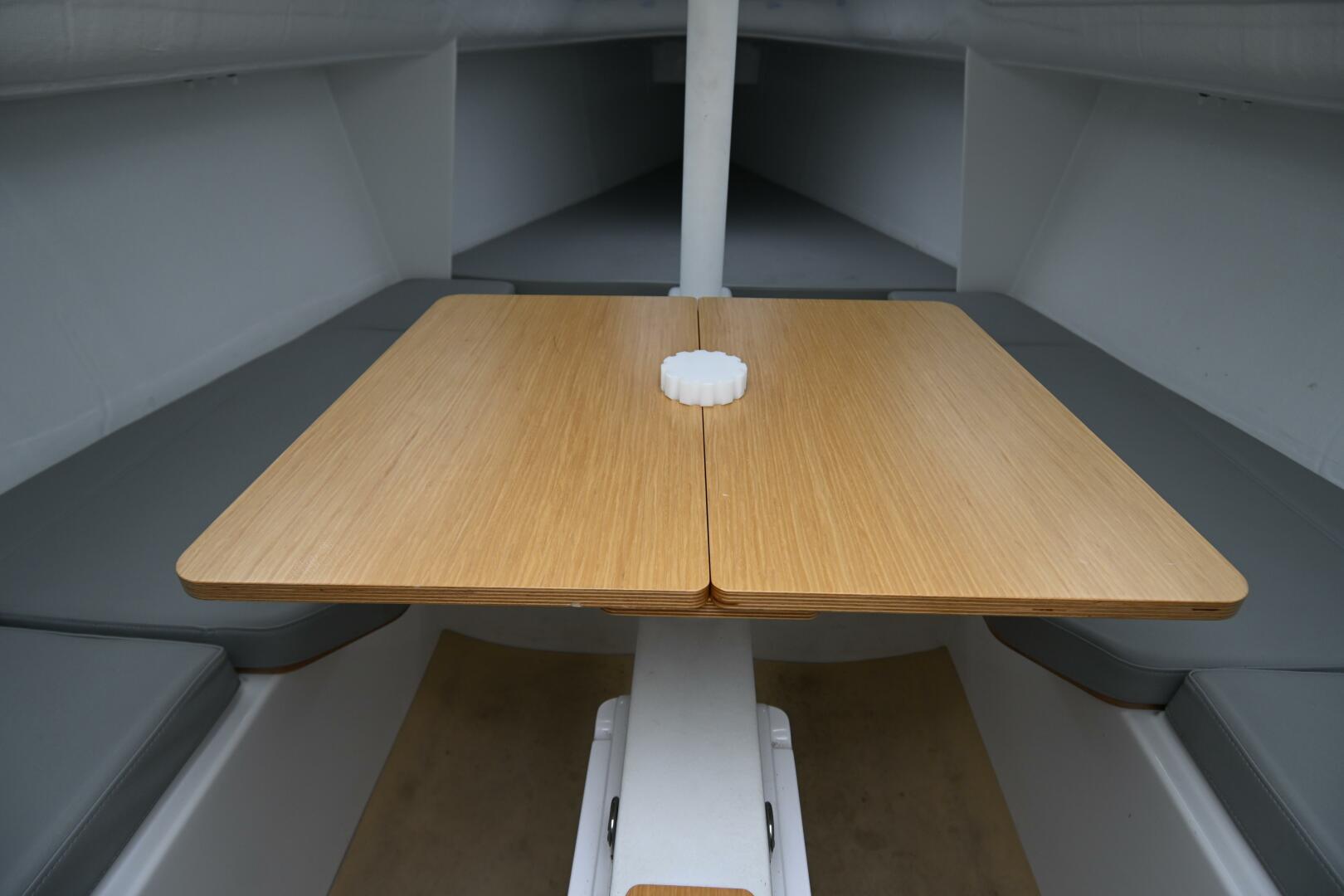 24ft Beneteau Yacht For Sale
