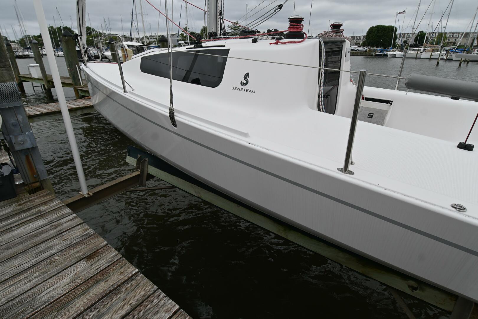 24ft Beneteau Yacht For Sale