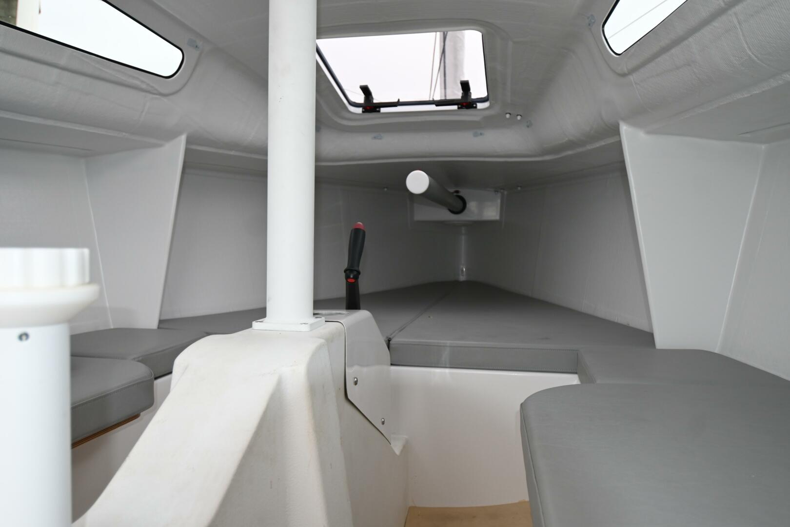 24ft Beneteau Yacht For Sale