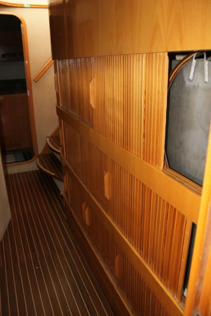 JOBSITE 44ft Alliaura Marine Yacht For Sale