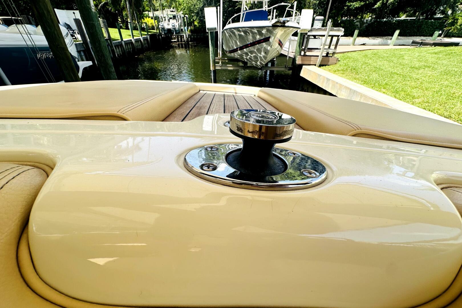 2013 Chris-Craft Corsair 22 boat interior with polished clea
