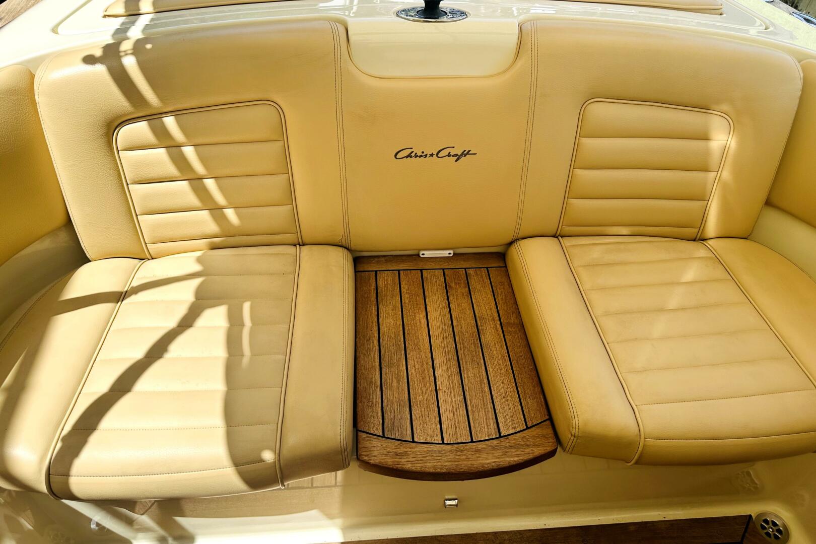 2013 Chris-Craft Corsair 22 boat interior with tan leather s