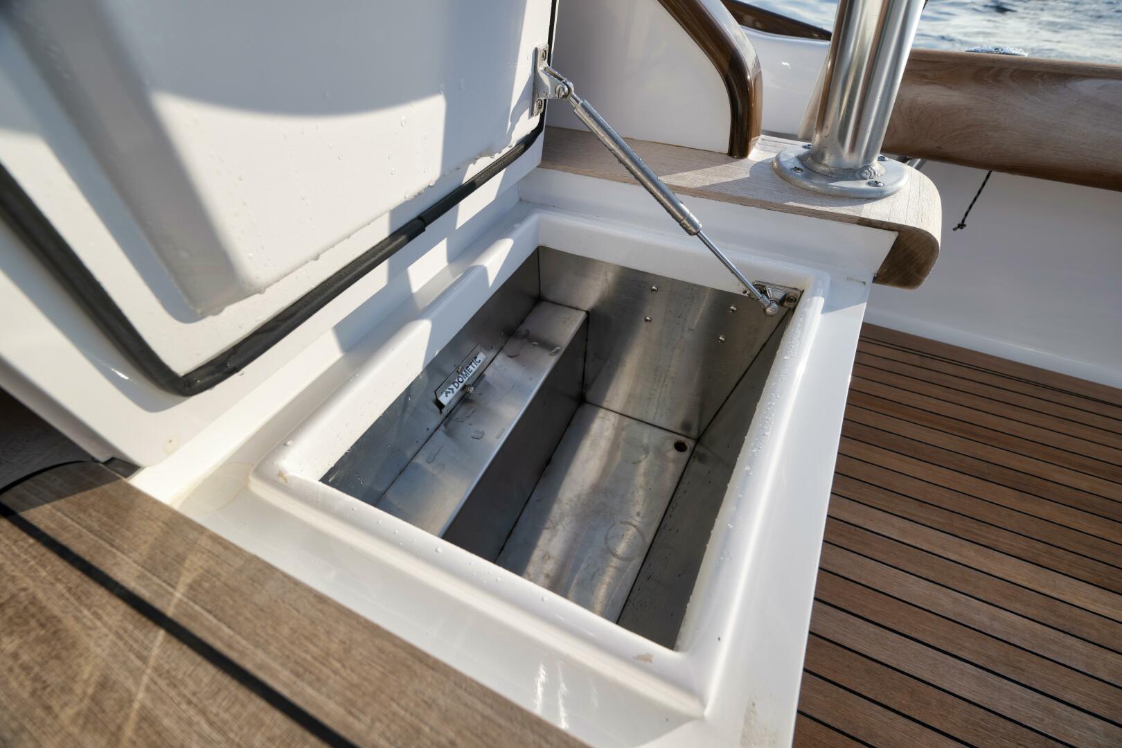 KARMA 46ft Winter Custom Yachts Yacht For Sale