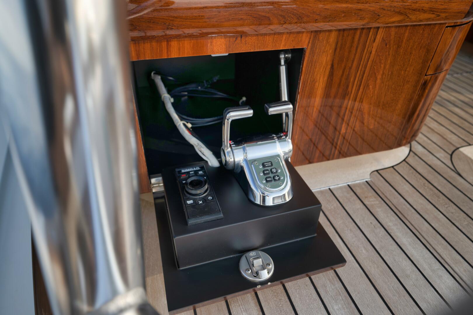 KARMA 46ft Winter Custom Yachts Yacht For Sale