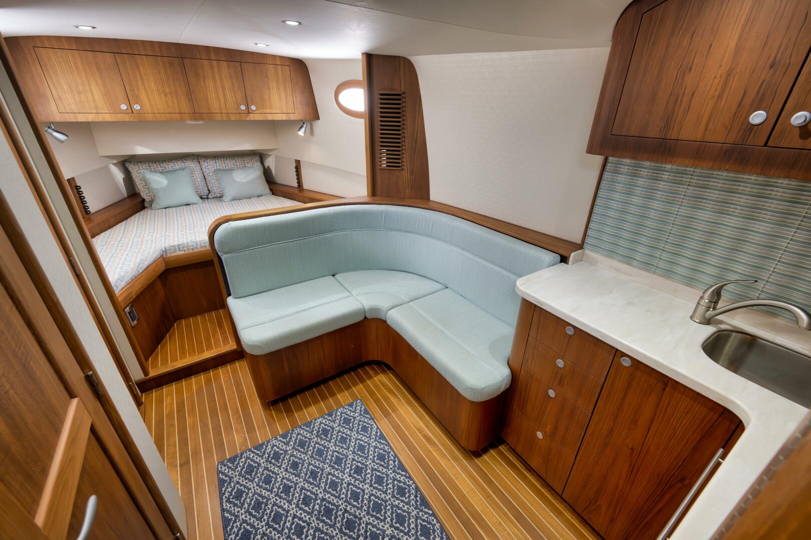 KARMA 46ft Winter Custom Yachts Yacht For Sale