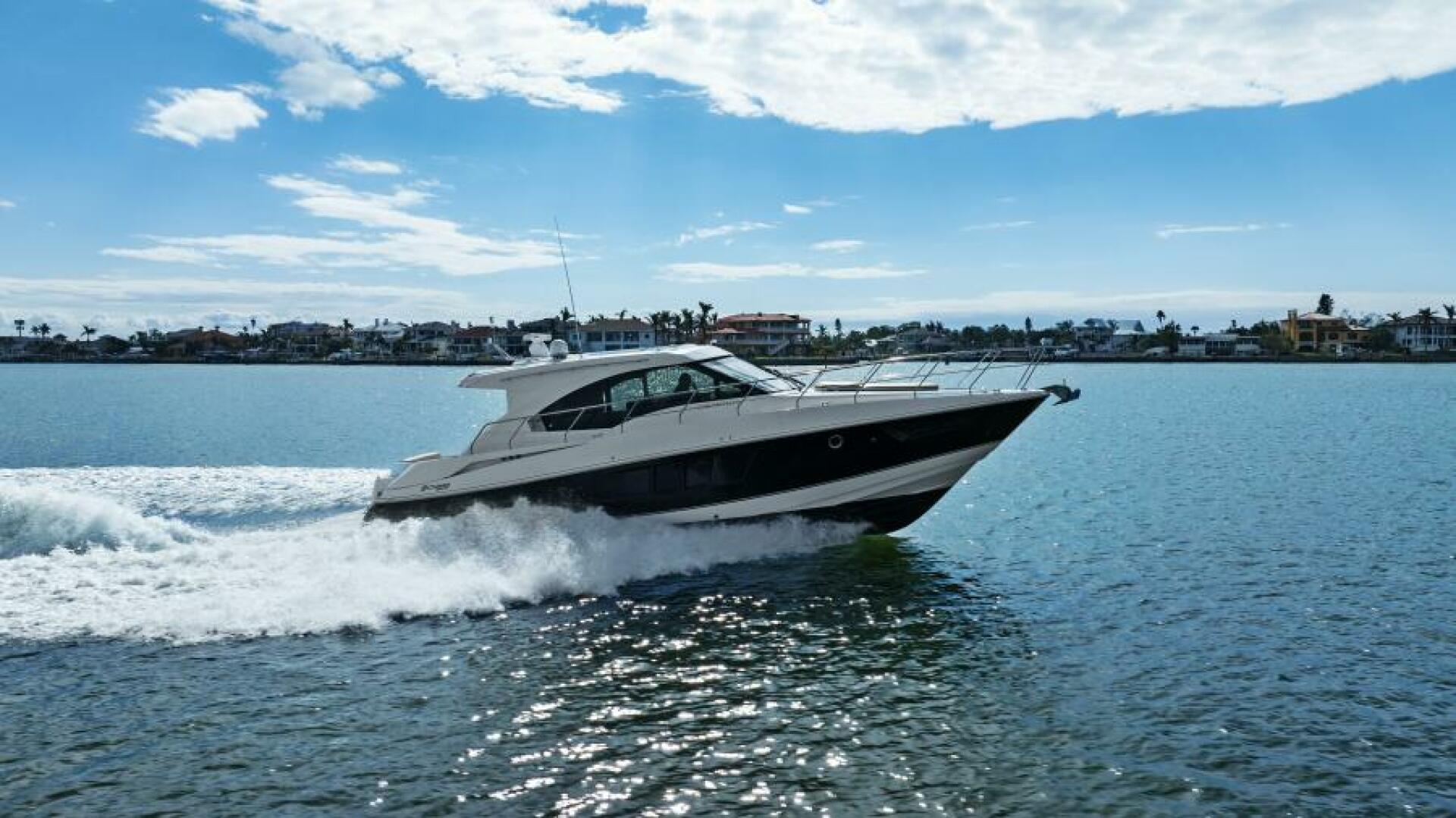 Best Times Too w Seakeeper Roll Stabilizer 45ft Cruisers Yachts Yacht For Sale