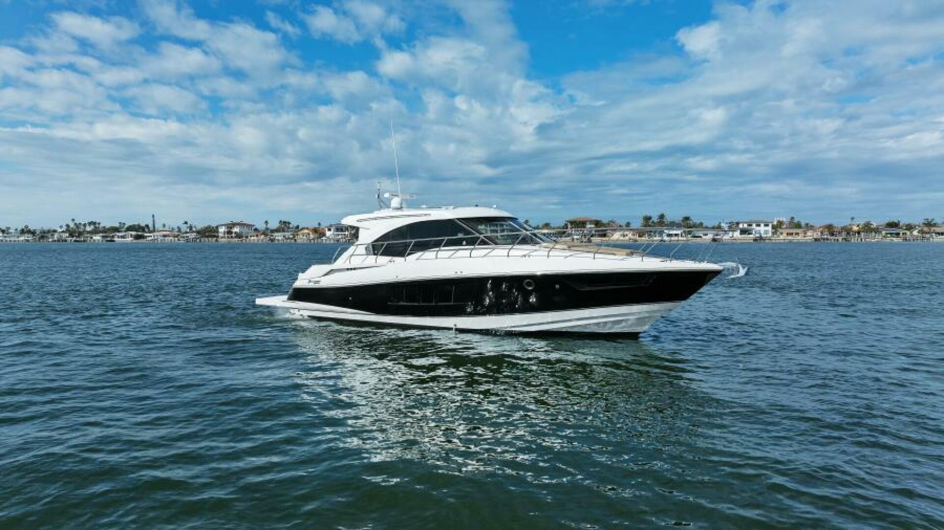 Best Times Too w Seakeeper Roll Stabilizer 45ft Cruisers Yachts Yacht For Sale