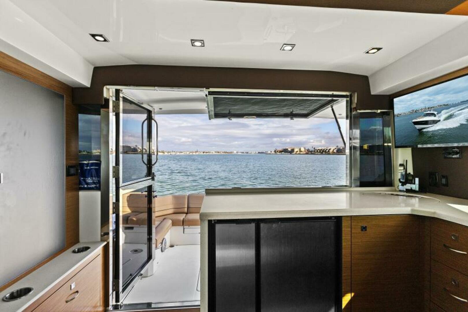 Best Times Too w Seakeeper Roll Stabilizer 45ft Cruisers Yachts Yacht For Sale