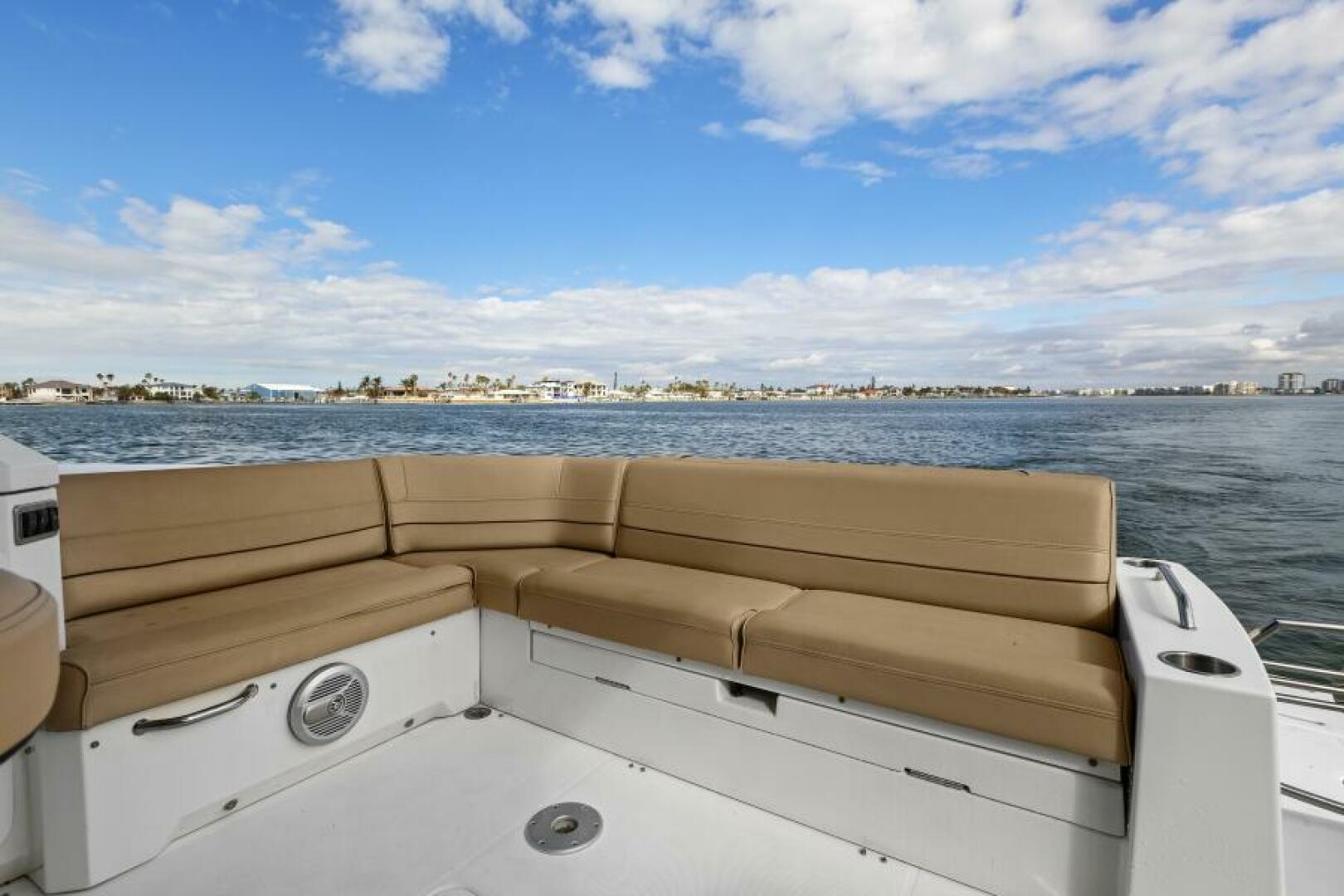 Best Times Too w Seakeeper Roll Stabilizer 45ft Cruisers Yachts Yacht For Sale