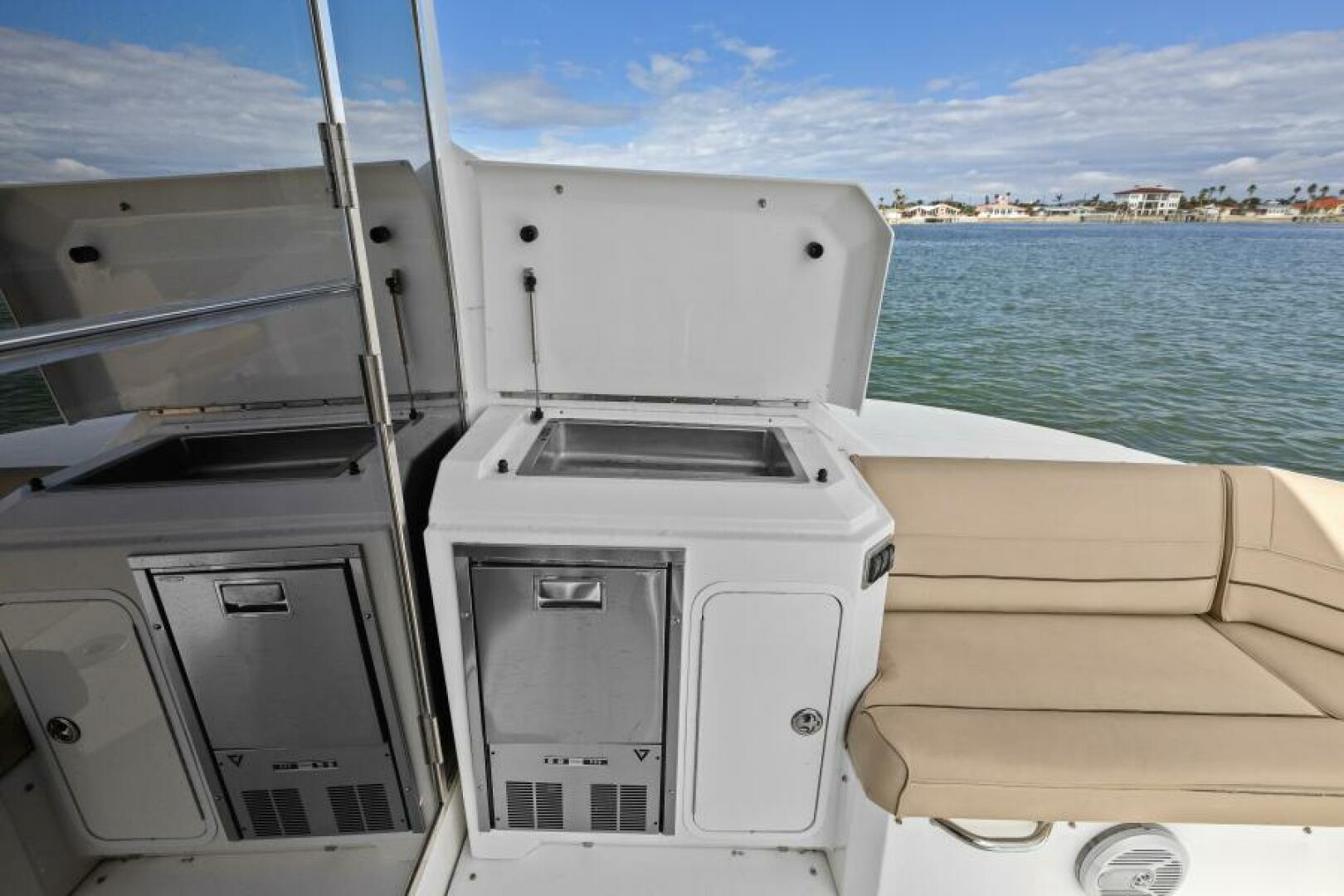 Best Times Too w Seakeeper Roll Stabilizer 45ft Cruisers Yachts Yacht For Sale