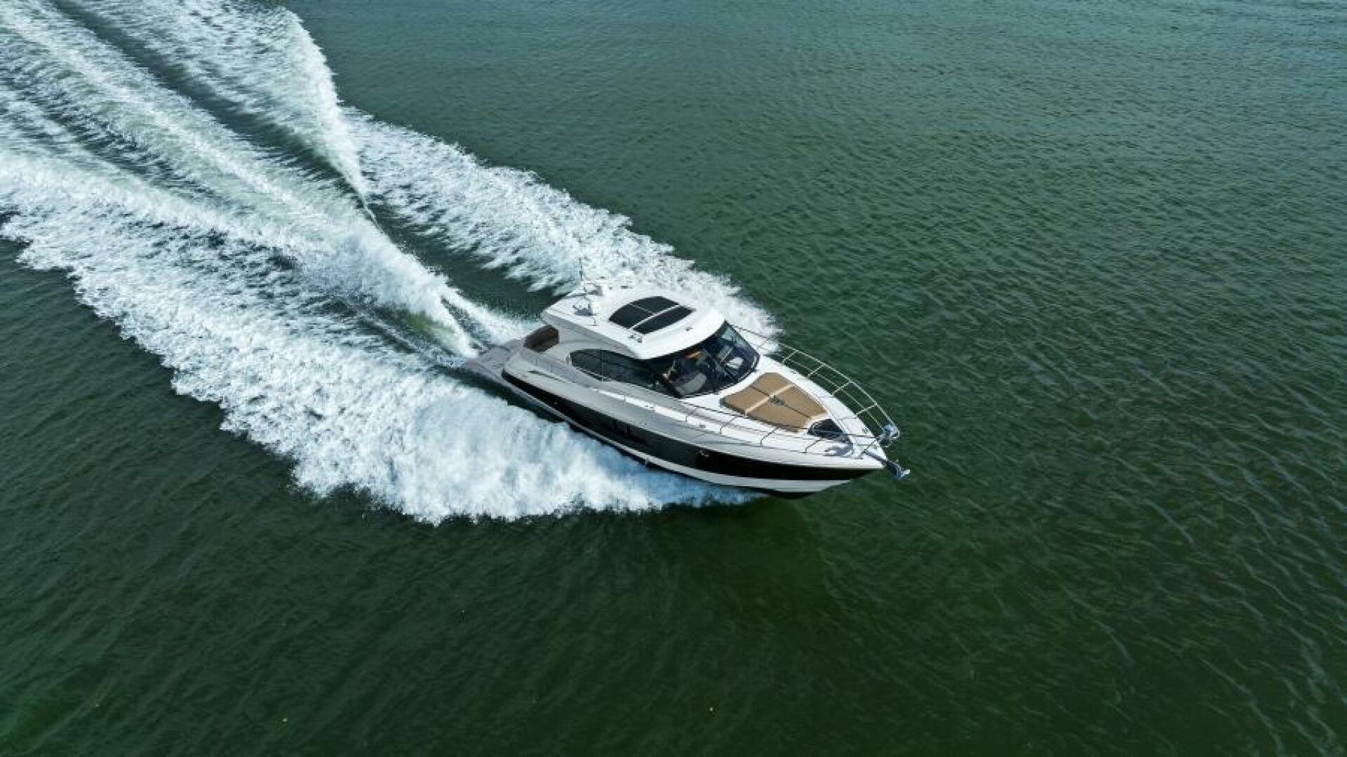 Best Times Too w Seakeeper Roll Stabilizer 45ft Cruisers Yachts Yacht For Sale