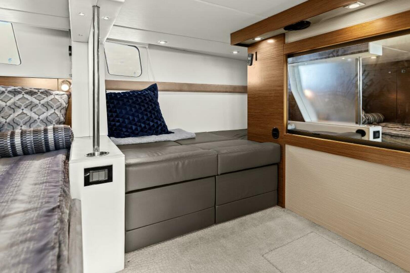 Best Times Too w Seakeeper Roll Stabilizer 45ft Cruisers Yachts Yacht For Sale