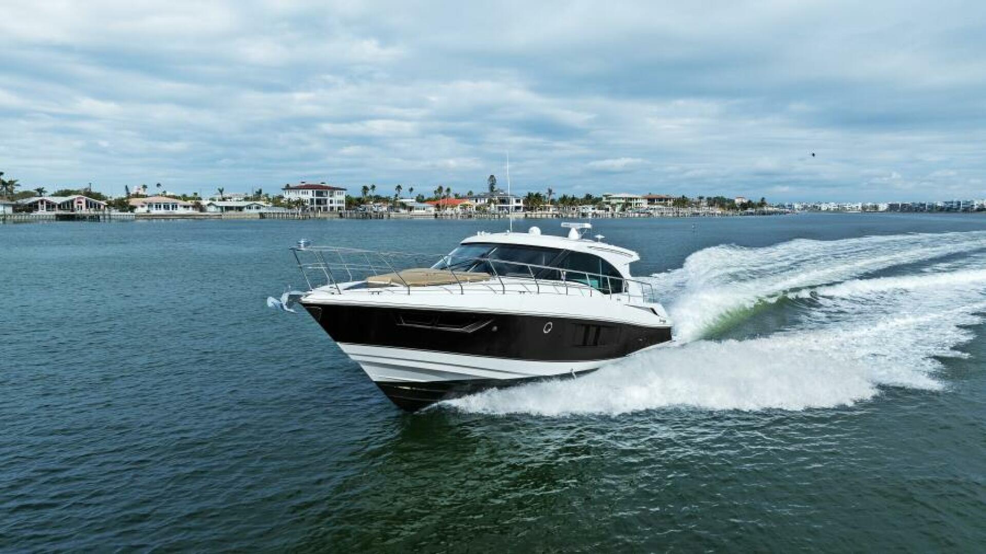 Best Times Too w Seakeeper Roll Stabilizer 45ft Cruisers Yachts Yacht For Sale